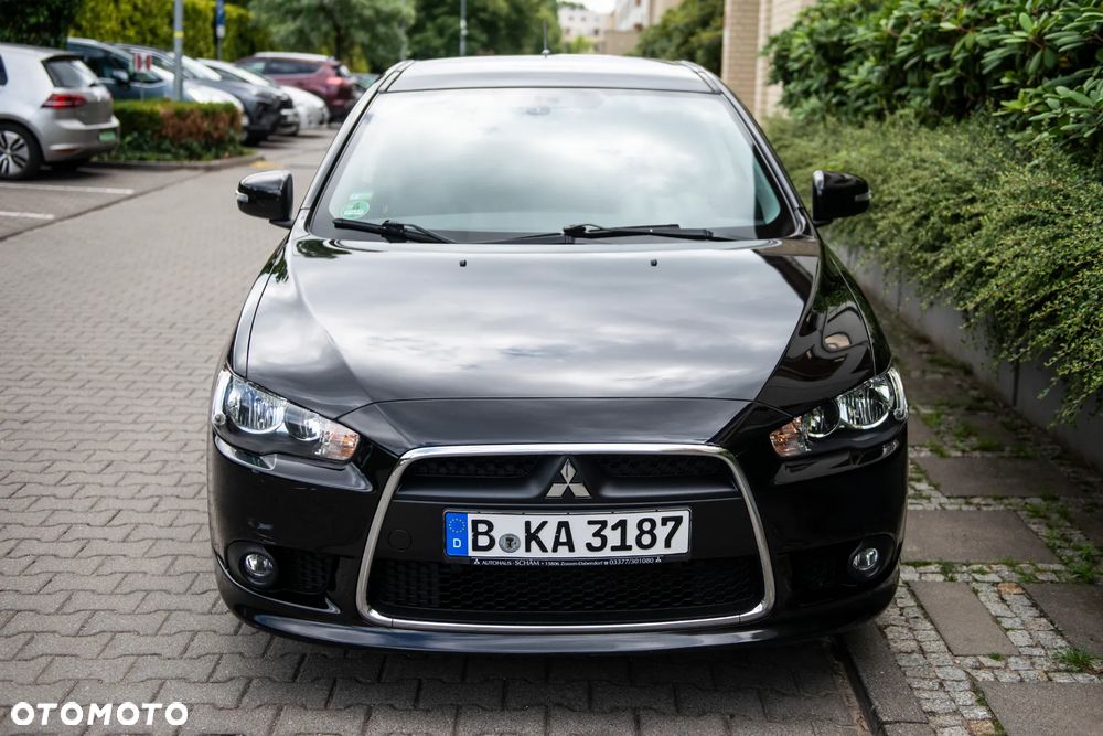 Mitsubishi Lancer 1.6 ClearTec Invite - 1