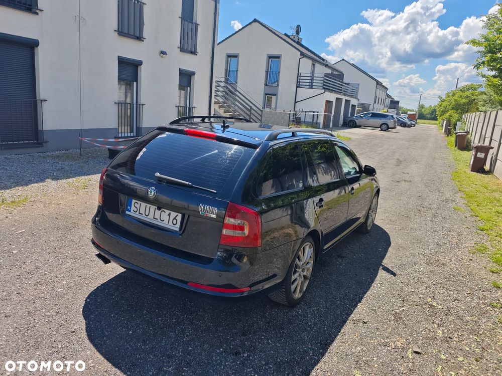 Skoda Octavia 2.0 TDI RS - 3