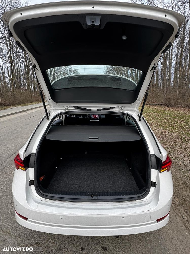 Skoda Octavia 2.0 TDI DSG Premium Edition - 34