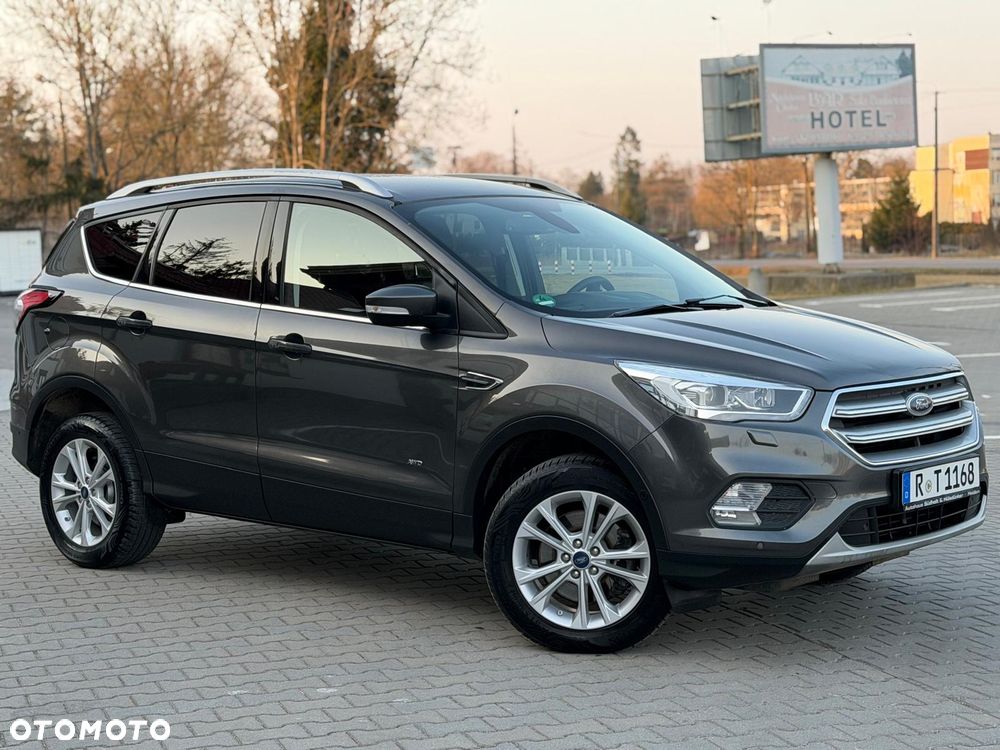 Ford Kuga 2.0 TDCi 4WD Titanium Plus - 11