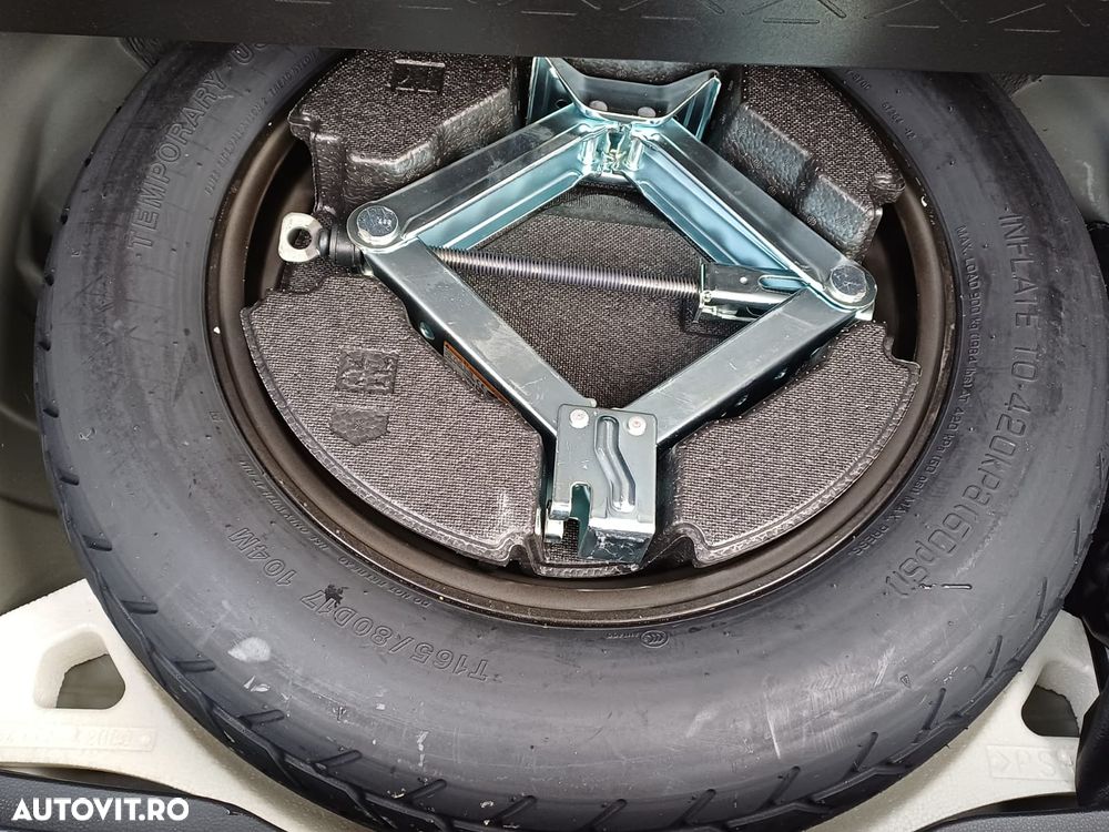 Toyota RAV4 2.5 Hybrid VVT-iE 4x4 Luxury - 7