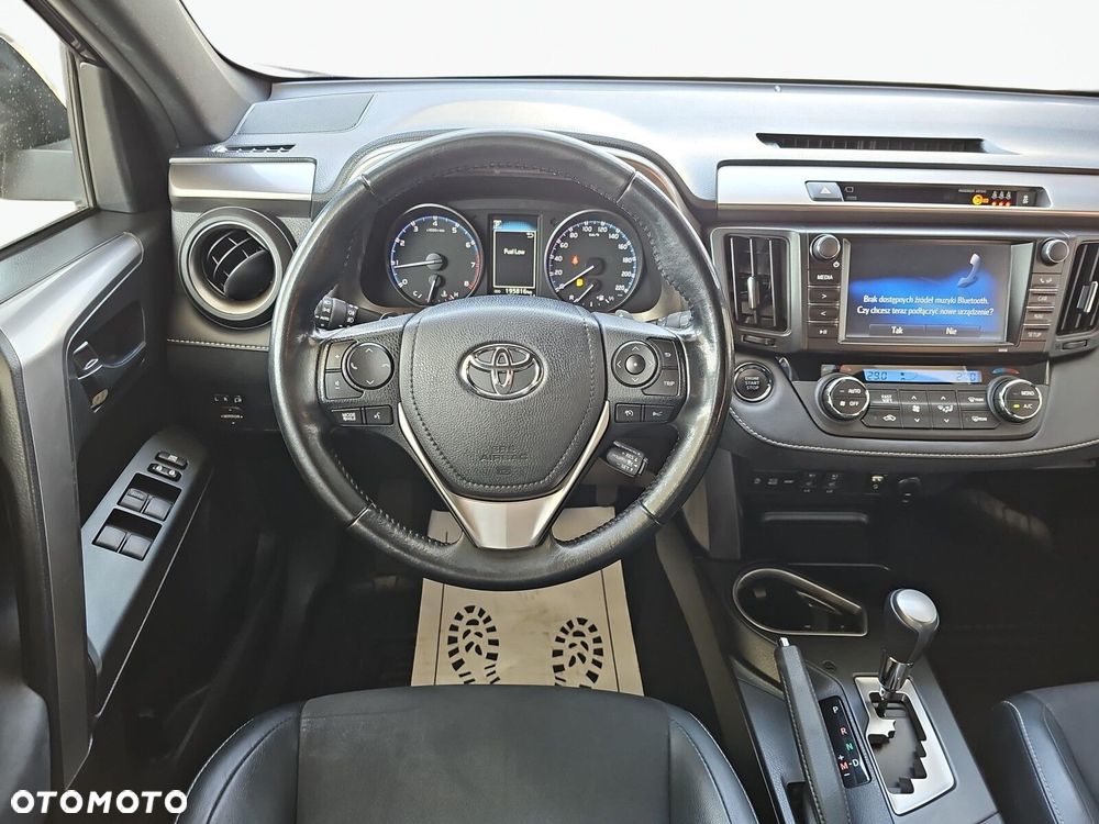 Toyota RAV4 - 12
