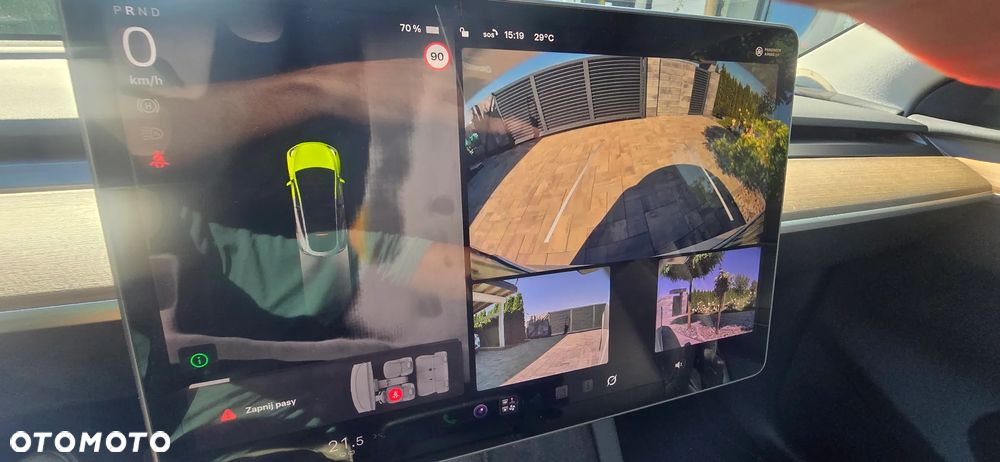 Tesla Model Y Long Range Dual Motor AWD - 34