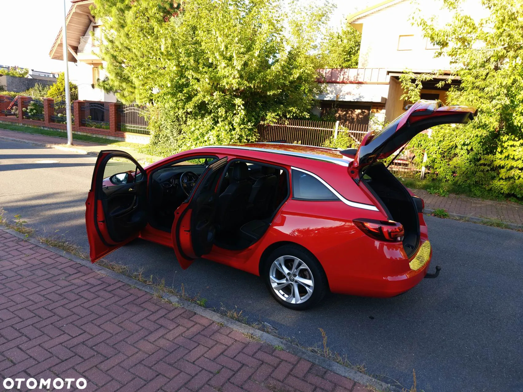 Opel Astra IV 1.6 CDTI Cosmo - 12