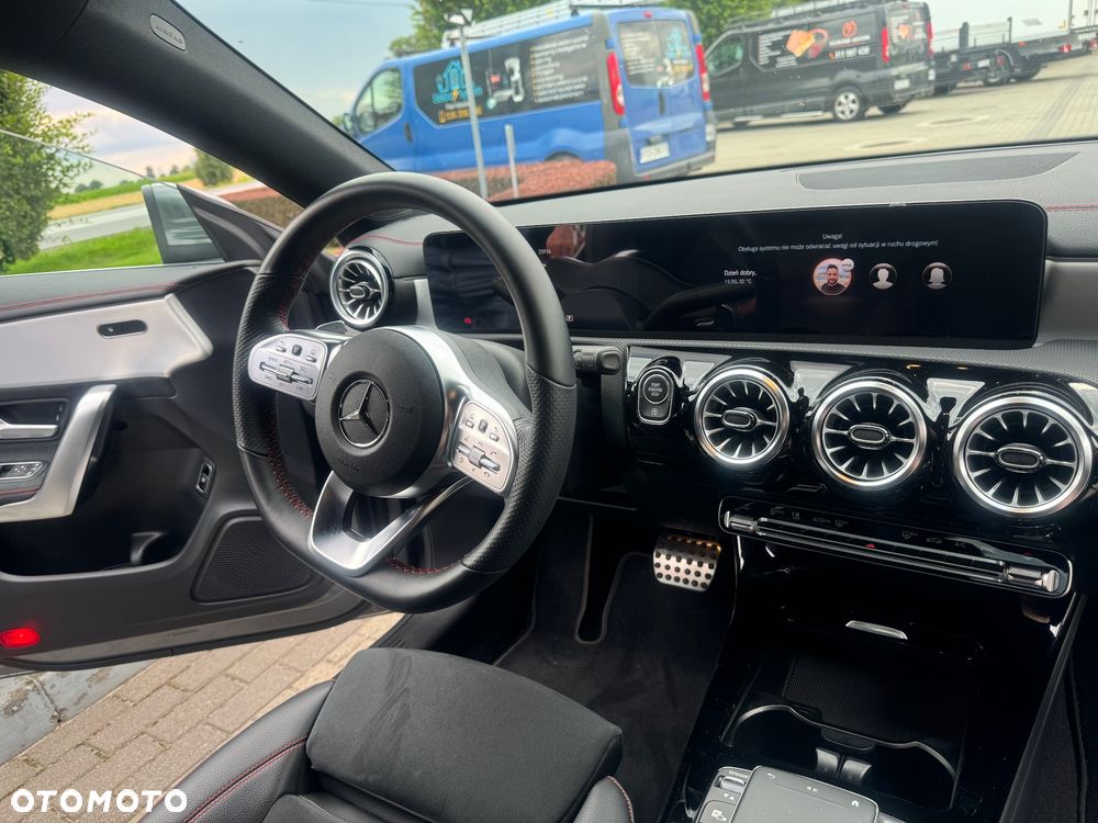 Mercedes-Benz CLA 200 AMG Line 7G-DCT - 11