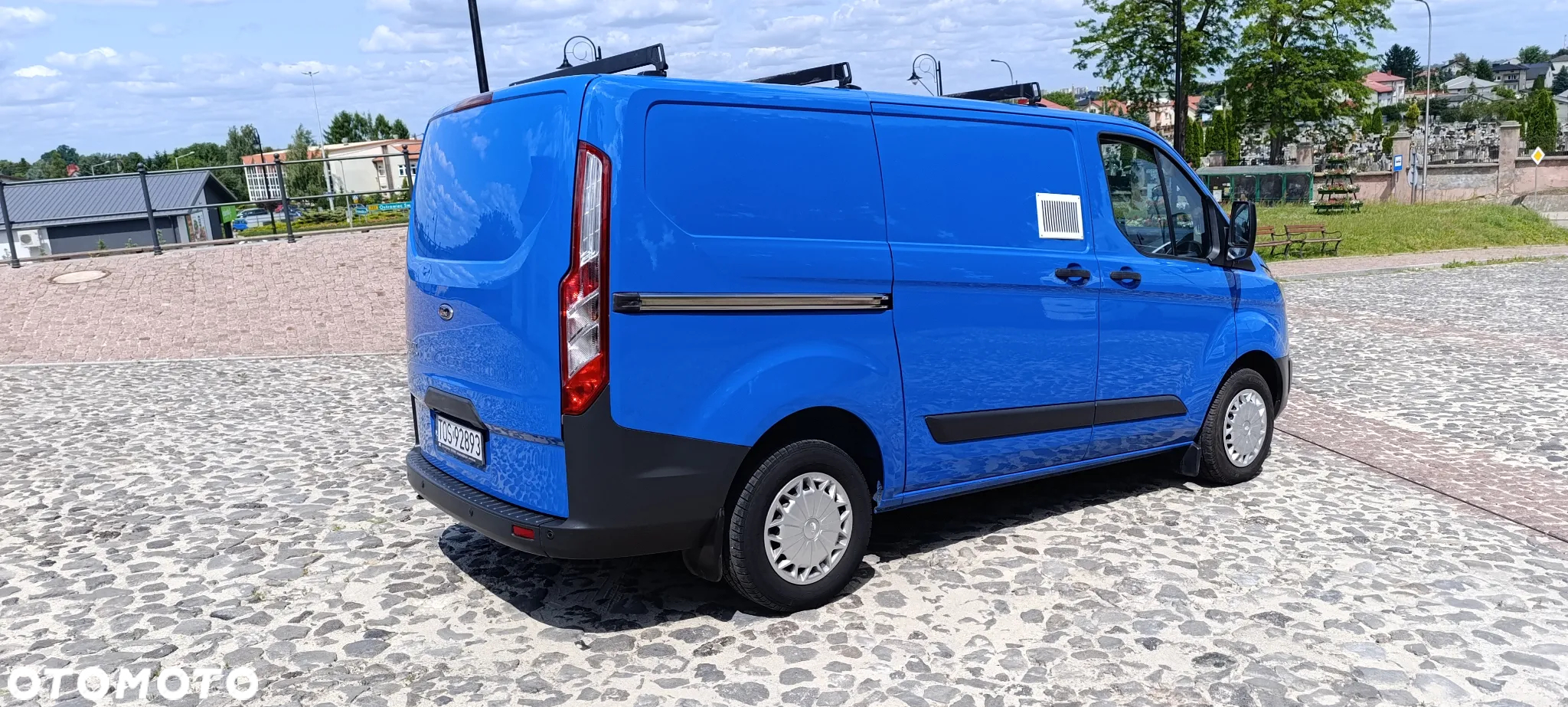 Ford TRANSIT CUSTOM - 3