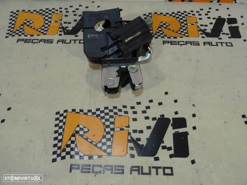 Fecho Da Mala Audi A4 (8K2, B8)  4E0827645a / 4E0 827 645 A / 4F582750