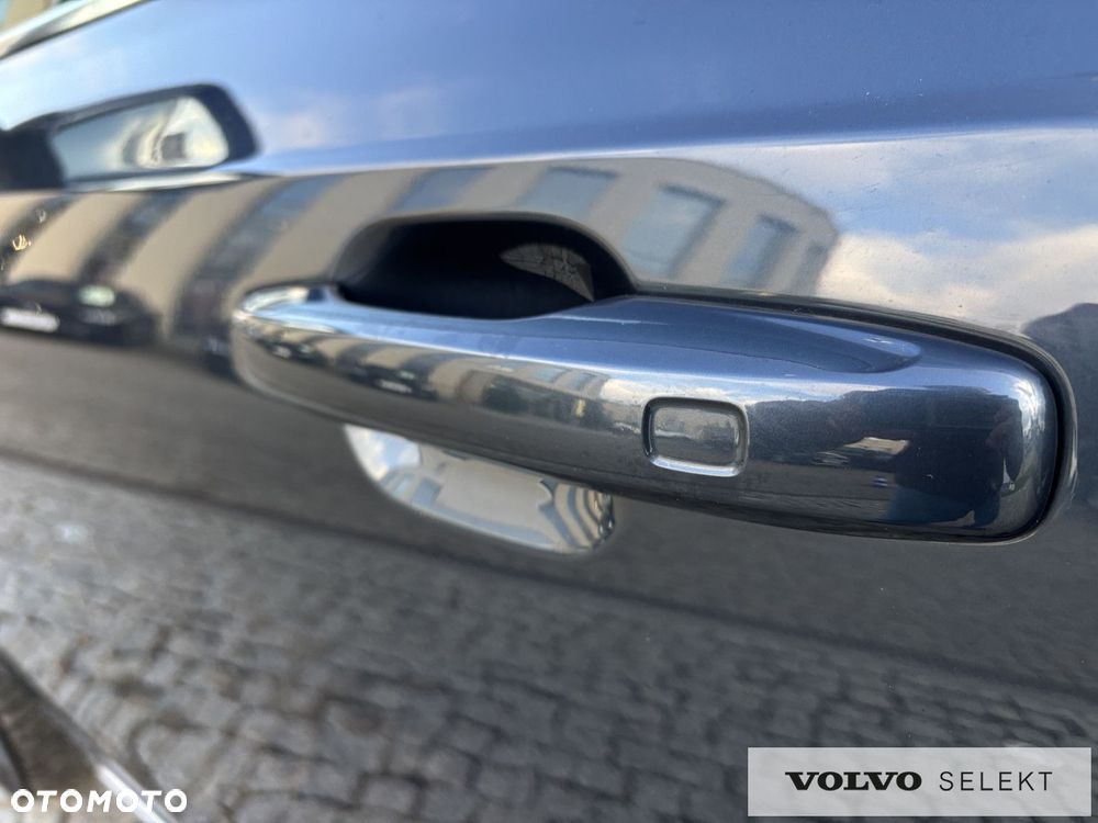 Volvo XC 90 - 8