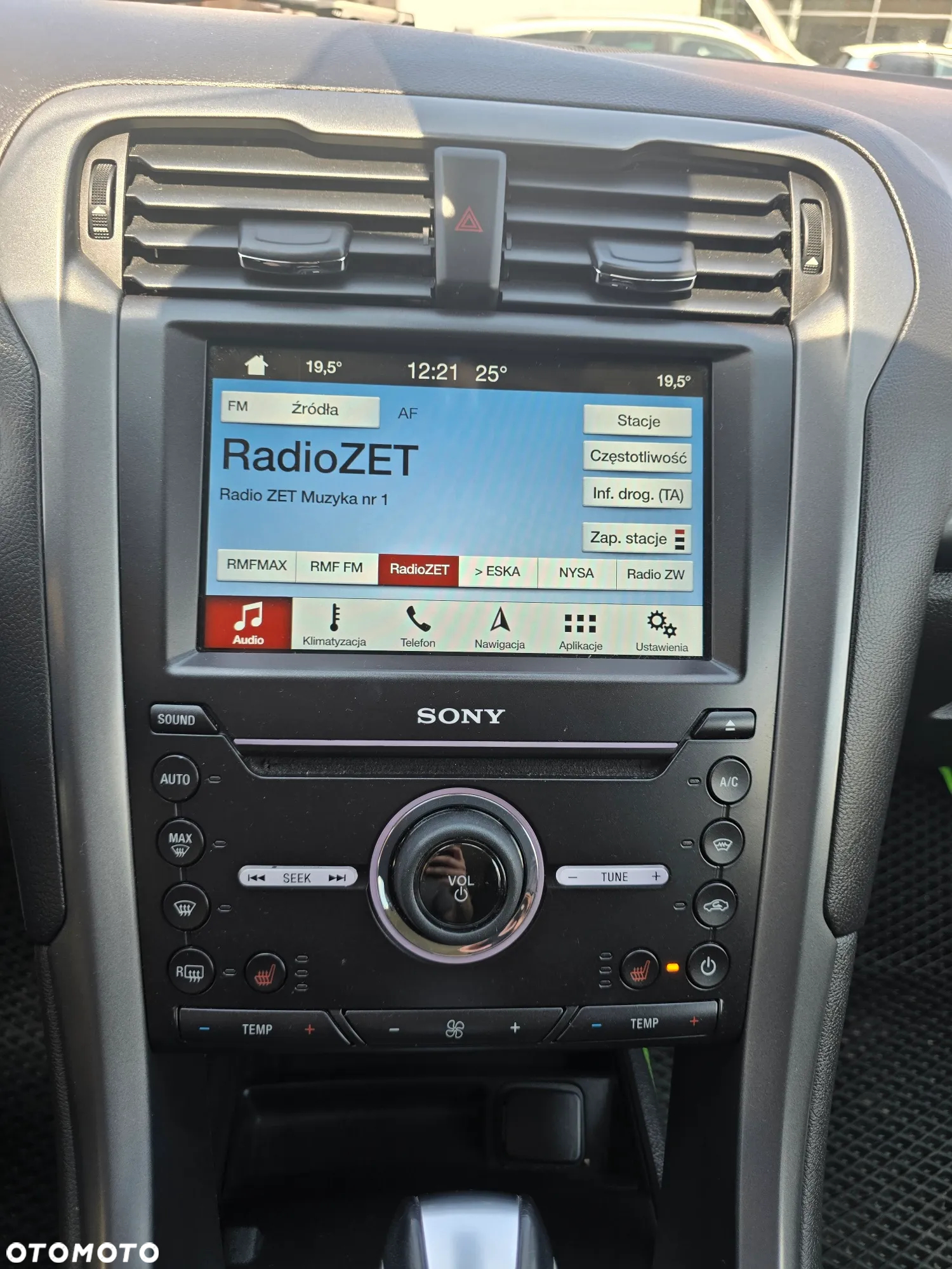 Ford Mondeo 2.0 TDCi Titanium PowerShift - 9