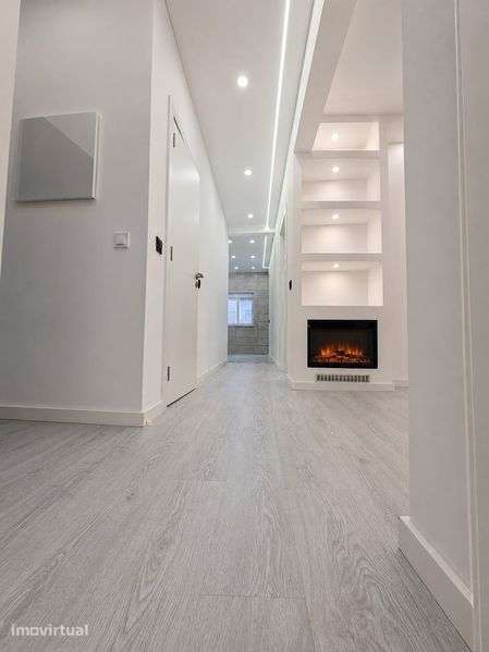 T1+1 com anexo, quintal e terraço, totalmente remodelado - Grande imagem: 4/12