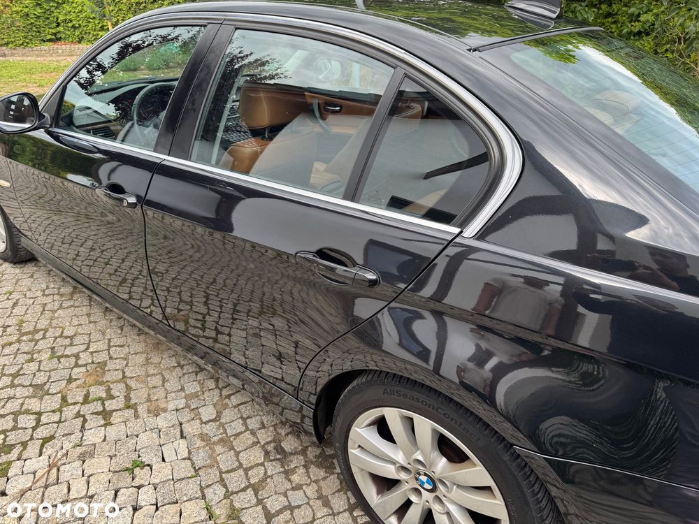 BMW Seria 3 325d DPF Edition Sport - 6
