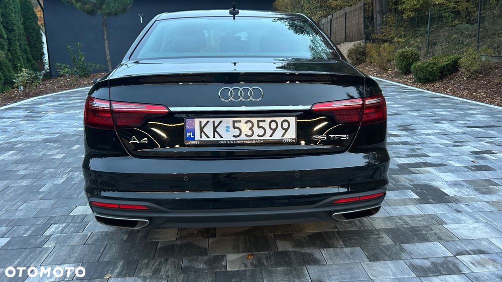 Audi A4 Limousine - 5