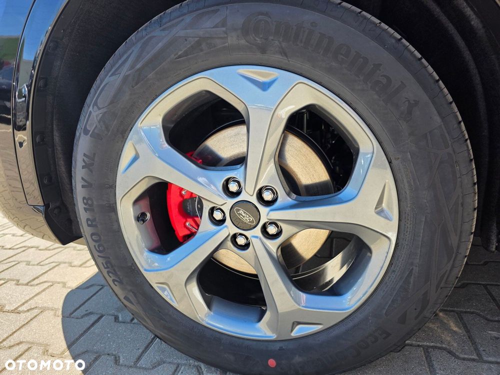 Ford Kuga - 32