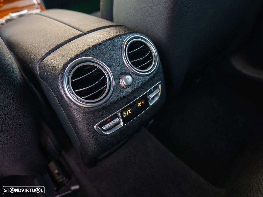 Mercedes-Benz GLC 220 d 4Matic 9G-TRONIC - 29