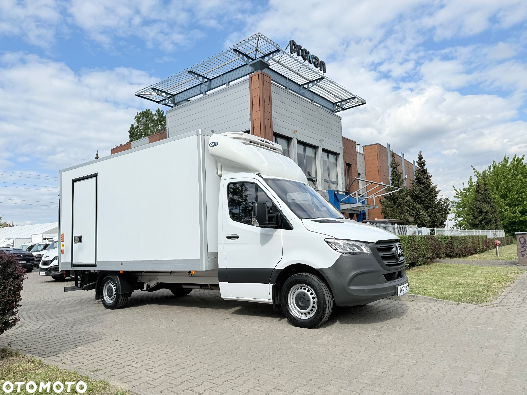 Mercedes-Benz SPRINTER 316 CDI AUTOMAT KONTENER 8ep CHŁODNIA / MROŹNIA WINDA - 3
