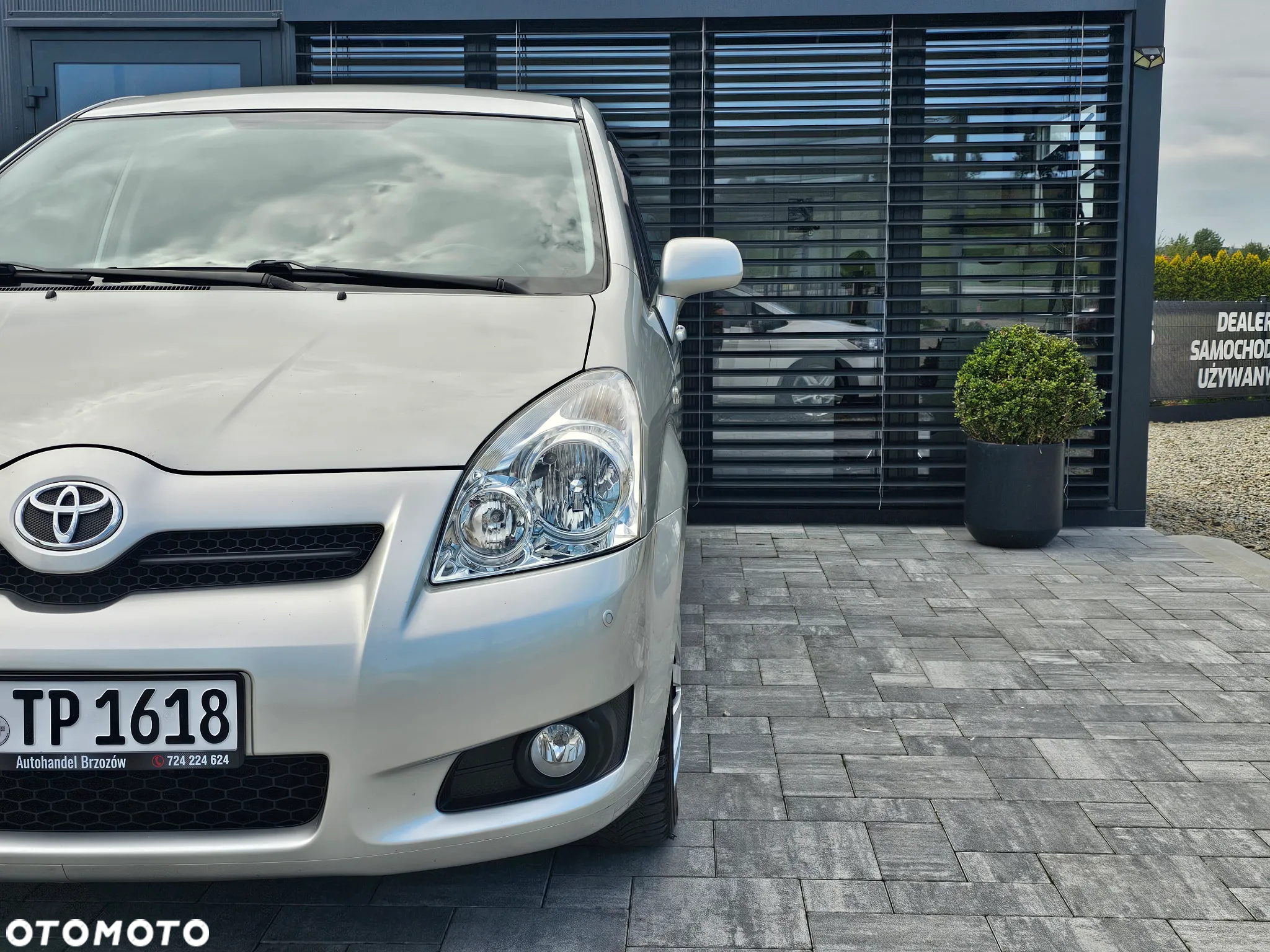 Toyota Corolla Verso 1.8 Sol - 23