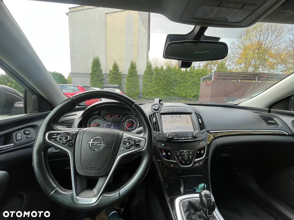 Opel Insignia - 17