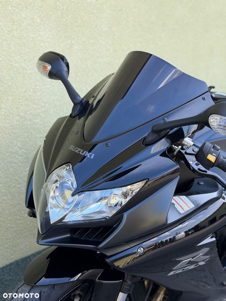 Suzuki GSX-R - 28