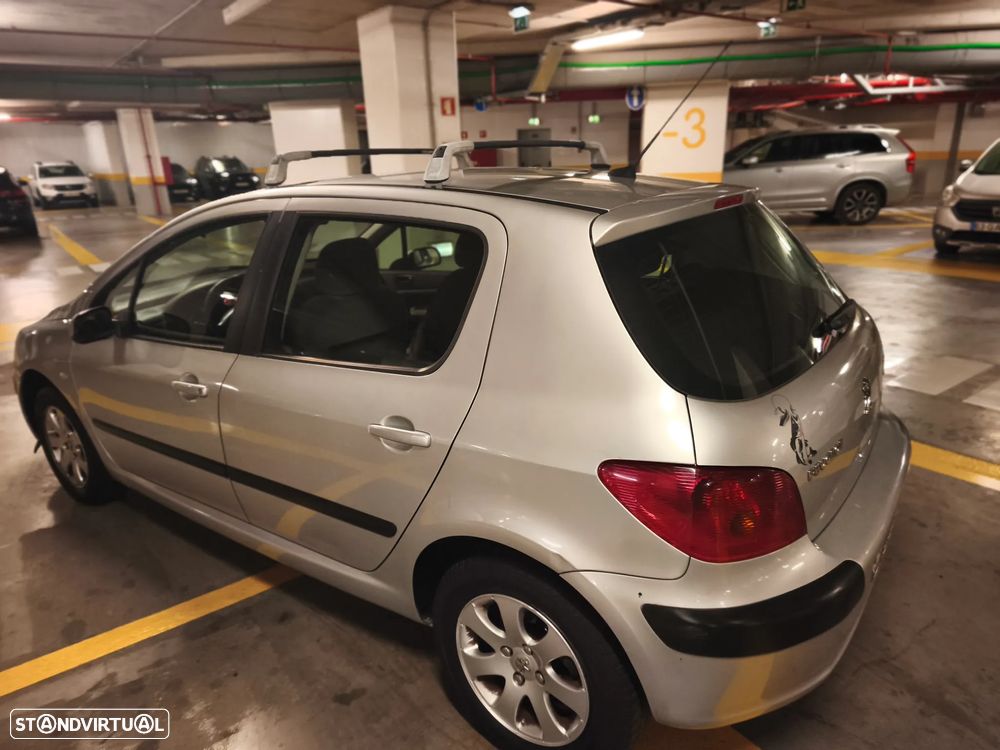 Peugeot 307 1.4 HDi XT - 23