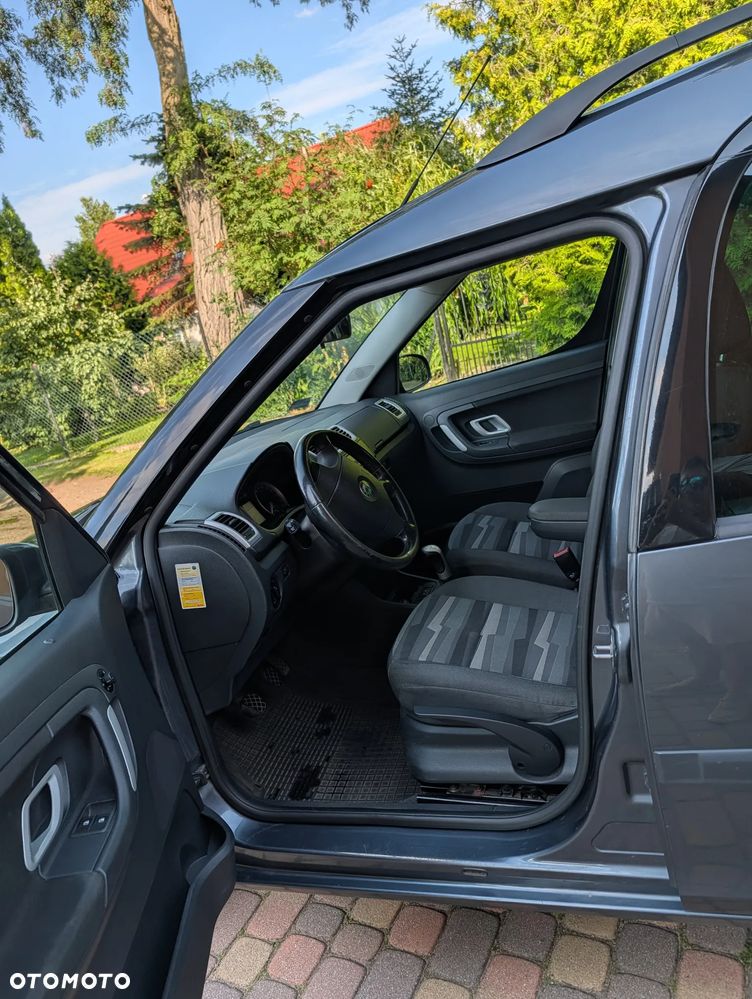 Skoda Roomster 1.6 16V Sport - 9