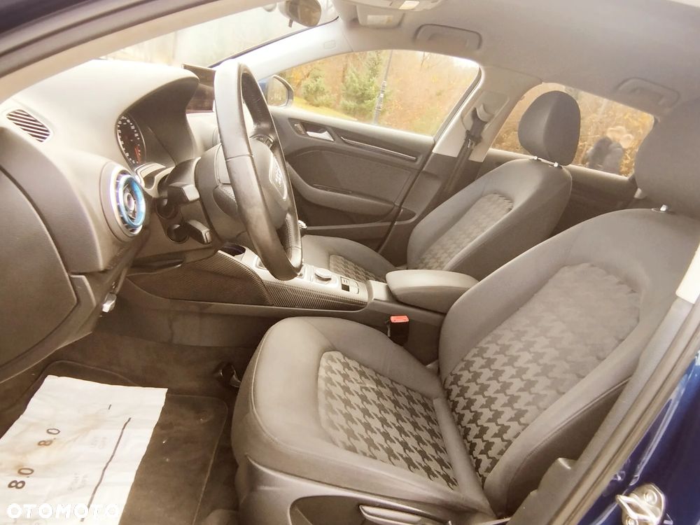 Audi A3 Sportback 1.4 TFSI Attraction - 25