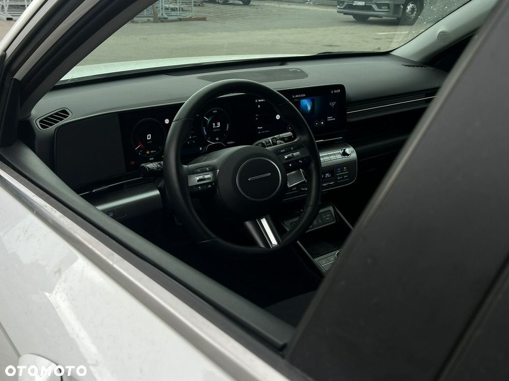 Hyundai Kona - 12