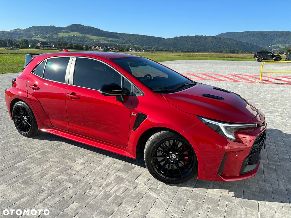 Toyota GR Corolla ver-1-6-gr-sport - 4