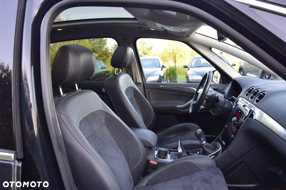 Ford S-Max 2.0 TDCi DPF Titanium - 39