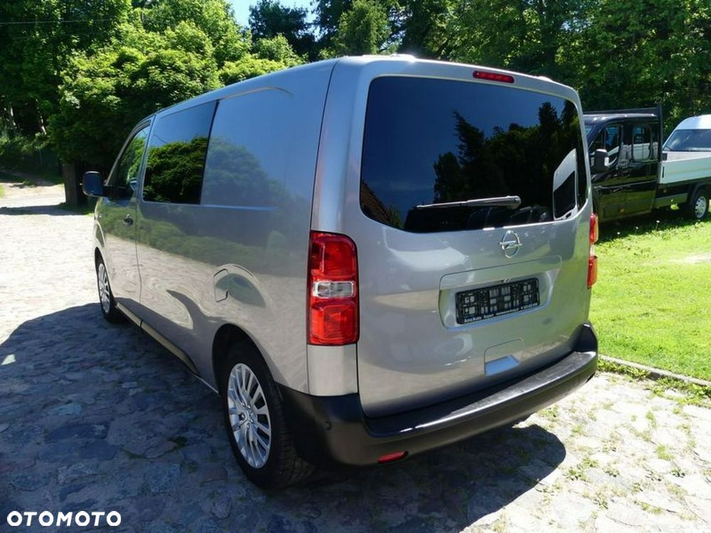 Opel Vivaro - 21