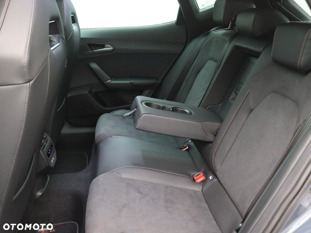 Cupra Formentor 1.5 e-Hybrid DSG VZ - 6
