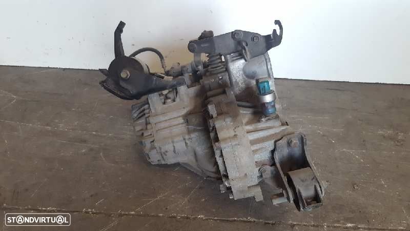 CAIXA VELOCIDADES HYUNDAI COUPE 1996 - 3