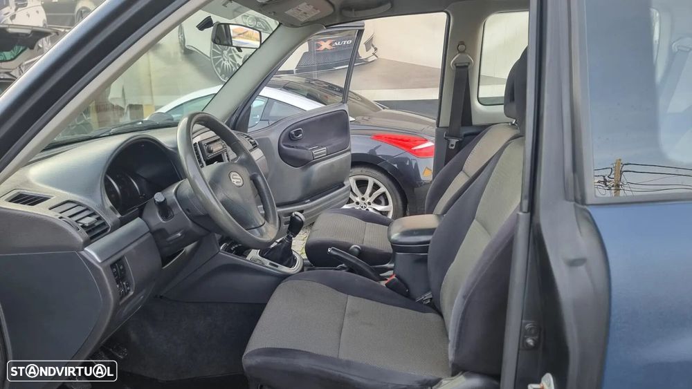 Suzuki Grand Vitara - 10