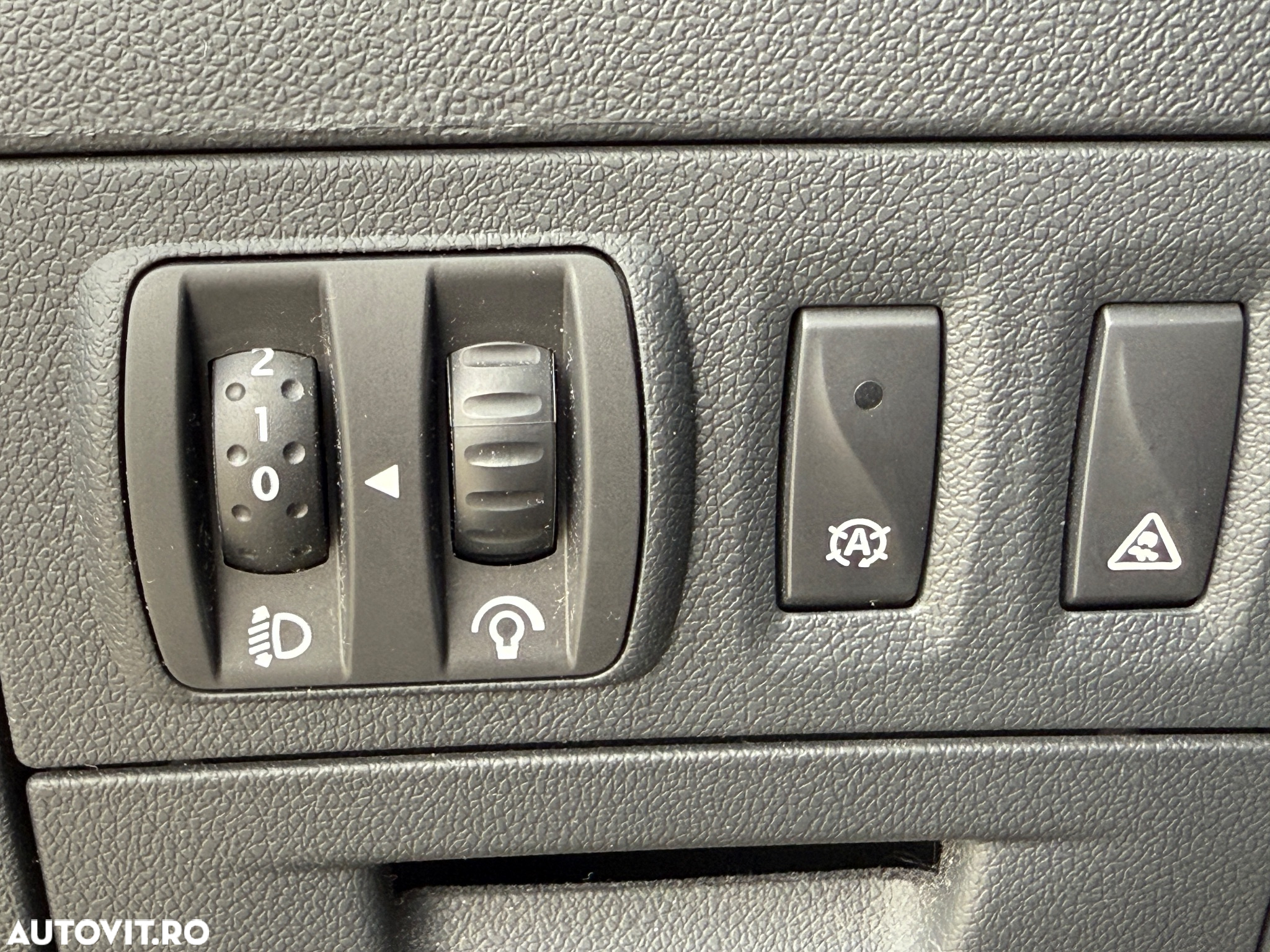 Renault Laguna ENERGY dCi 130 FAP Start & Stop Bose Edition - 14
