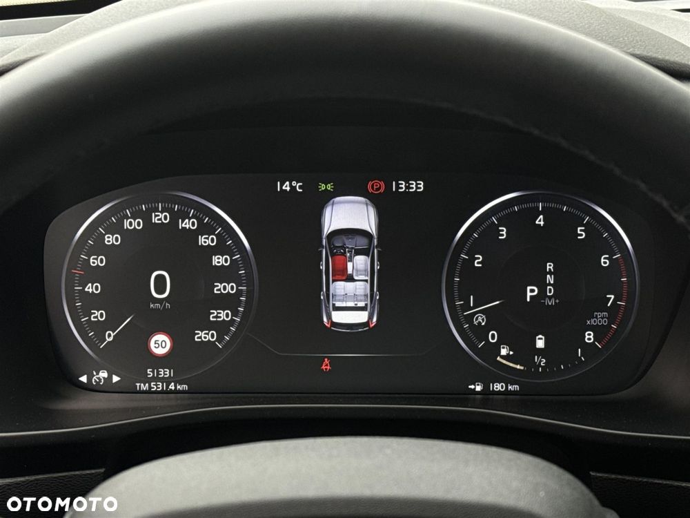 Volvo XC 40 - 8