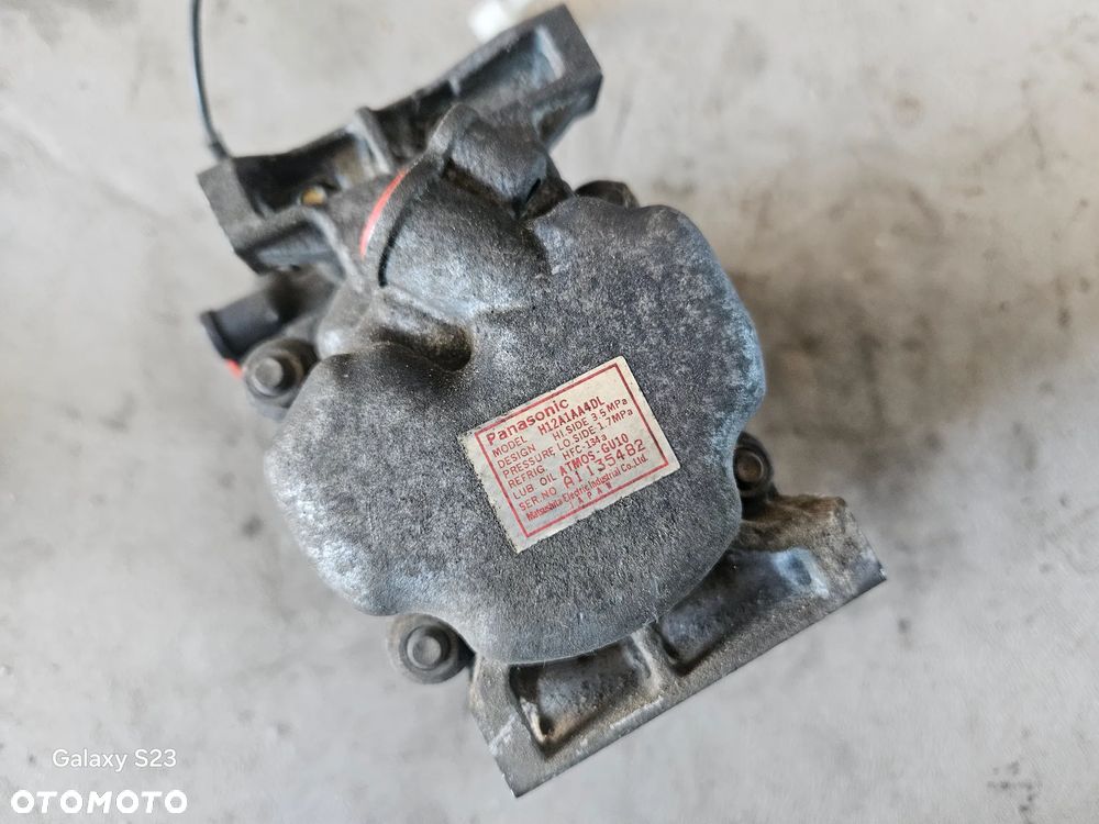 Sprężarka kompresor klimatyzacji Mazda 323F BJ 1,6 16V H12A1AA4DL - 4