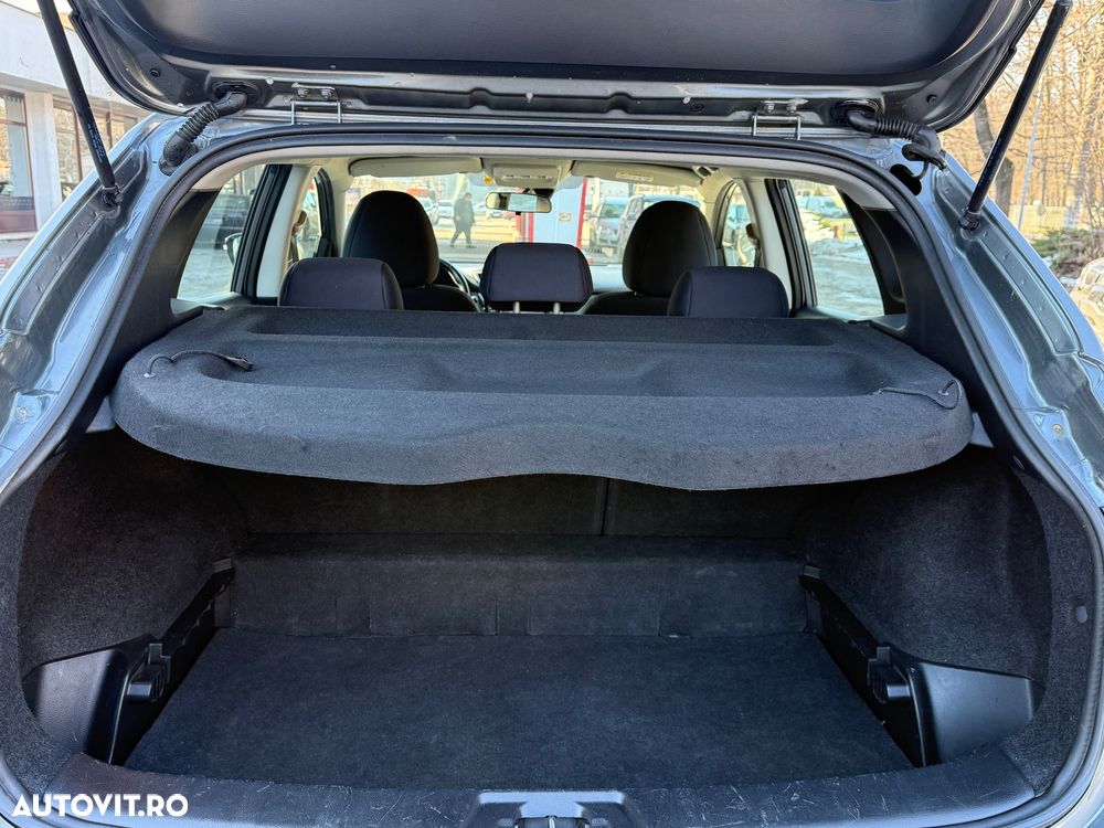 Nissan Qashqai 1.6 DCI Xtronic ACENTA - 13