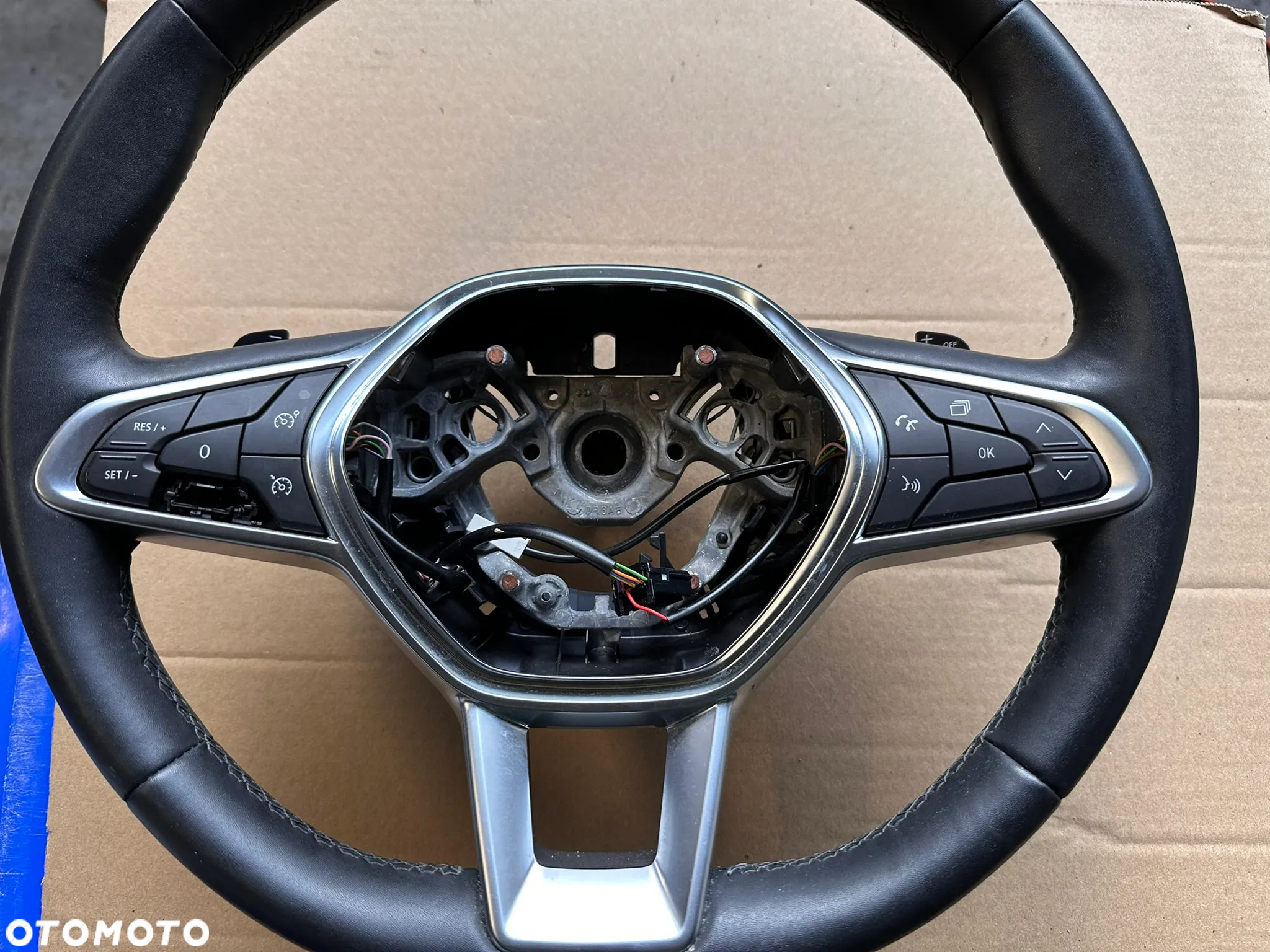 Kierownica Renault Captur II, Clio V - 2