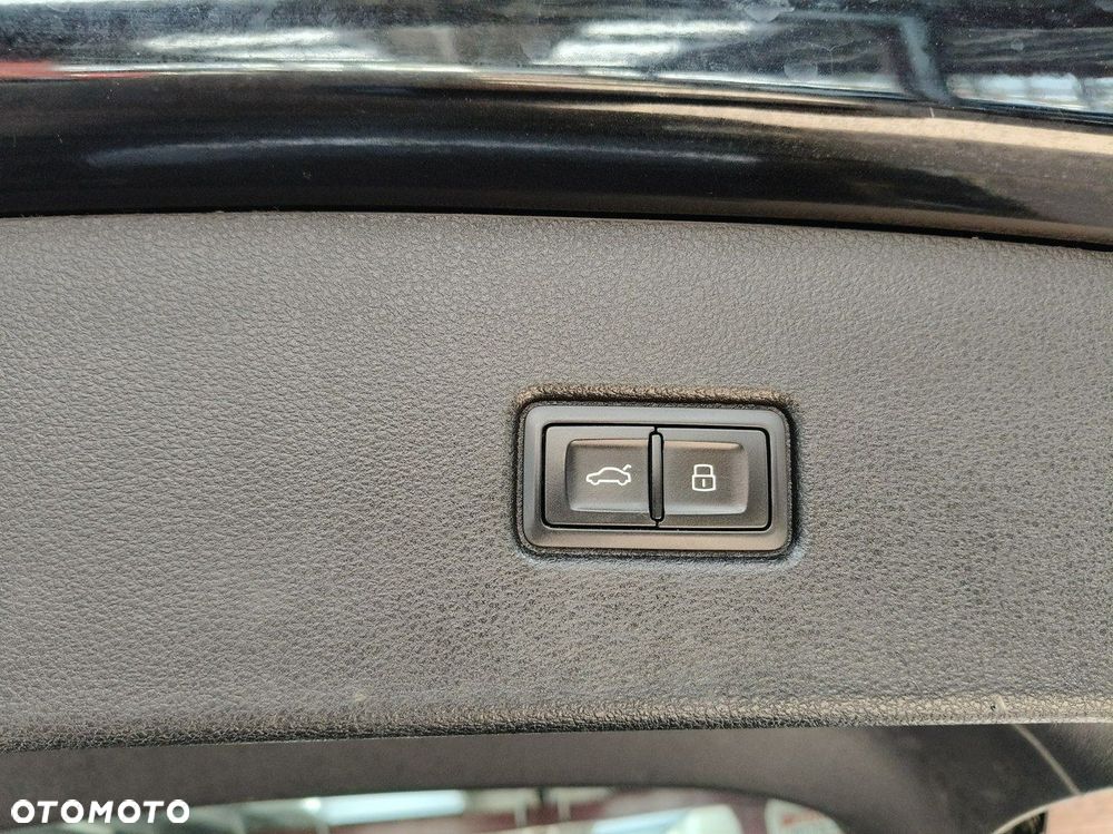 Audi Q5 Sportback 55 TFSI e Quattro S Line S tronic - 18