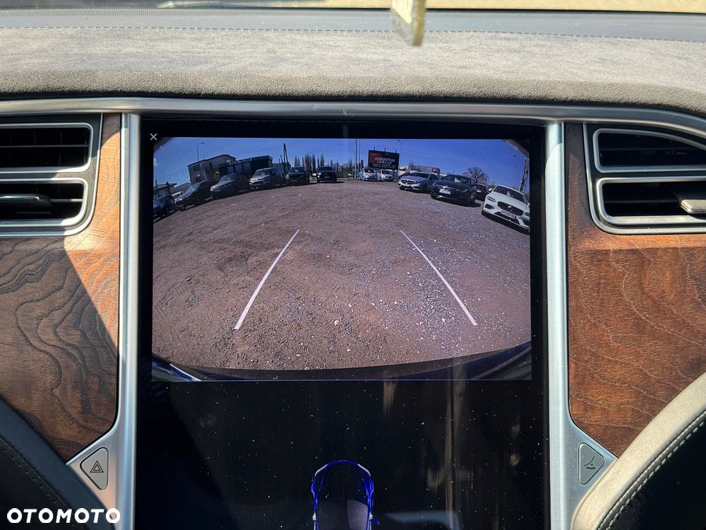 Tesla Model S 90 D Performance - 33