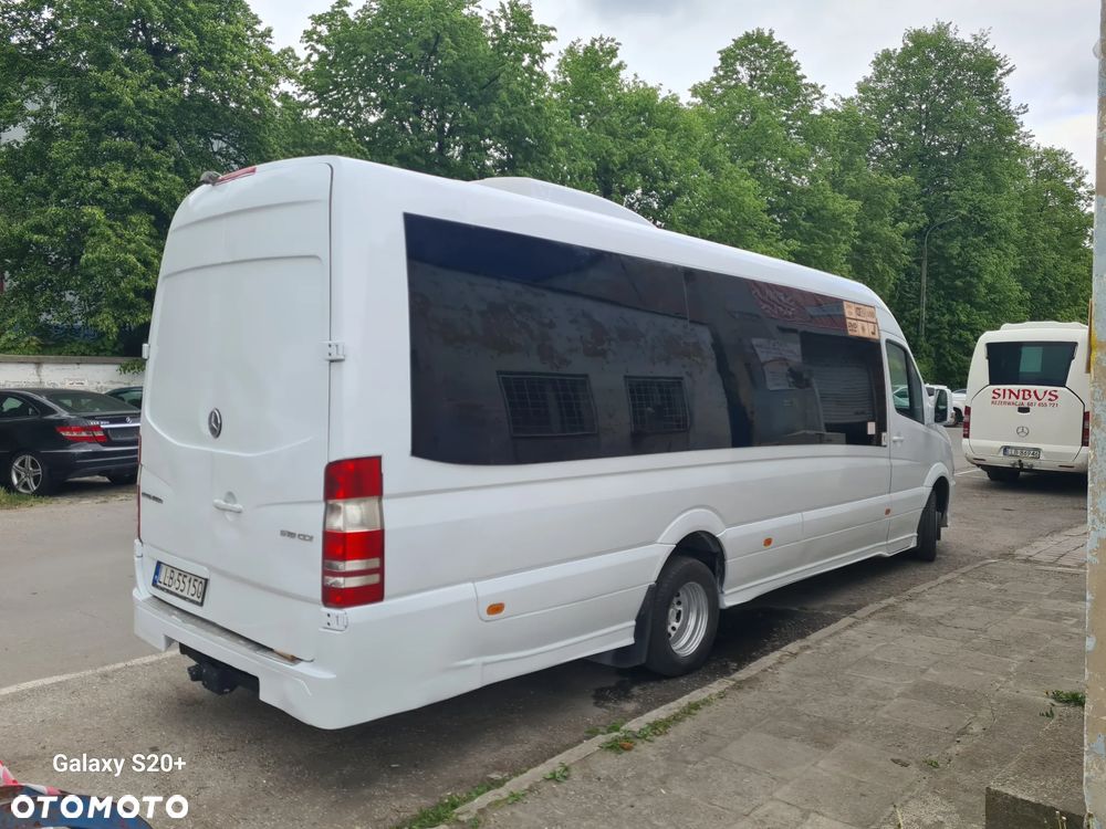 Mercedes-Benz Sprinter - 2