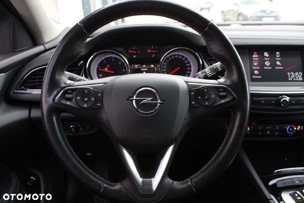 Opel Insignia - 18