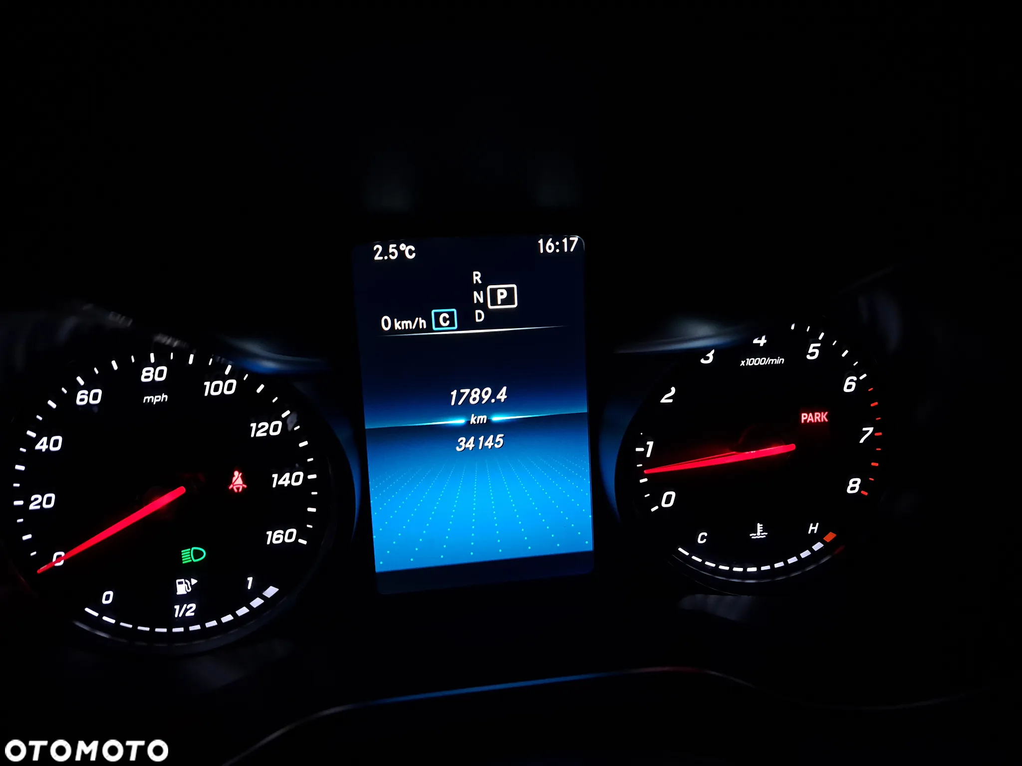 Mercedes-Benz GLC 300 4Matic 9G-TRONIC Exclusive - 18
