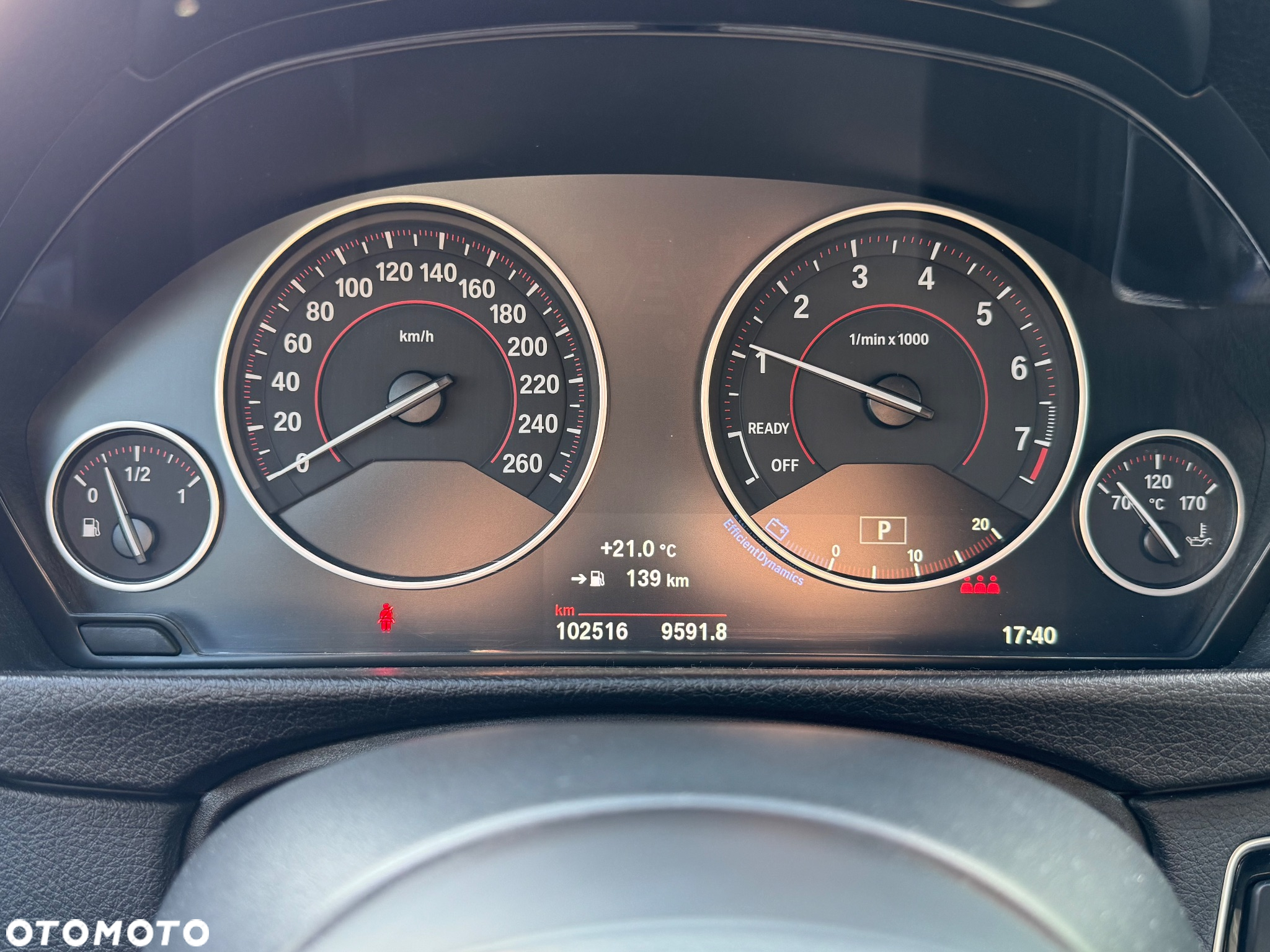 BMW Seria 3 318i - 9