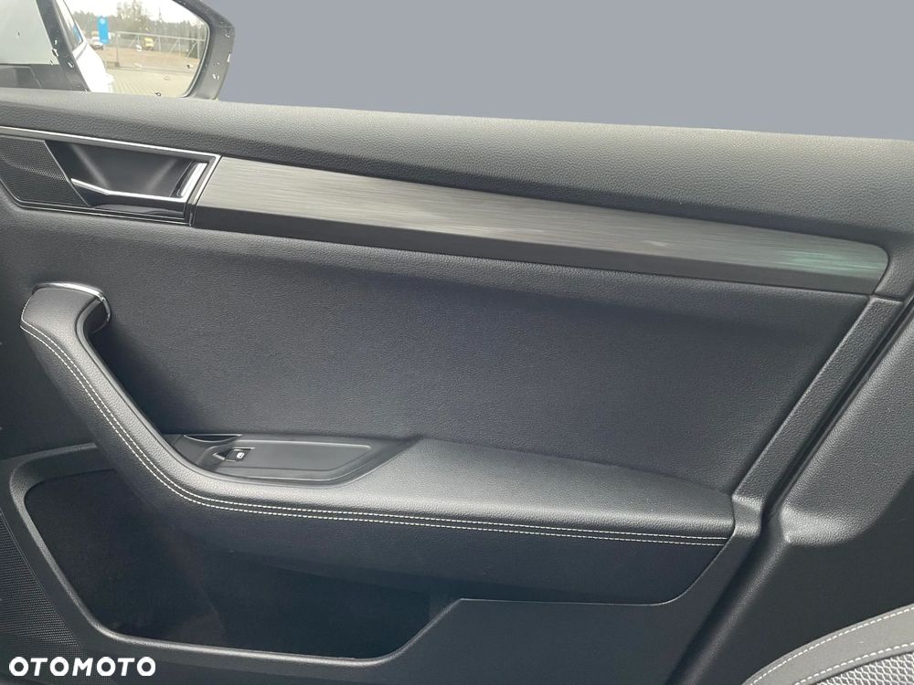 Skoda Superb 2.0 TSI 4x4 Style DSG - 33