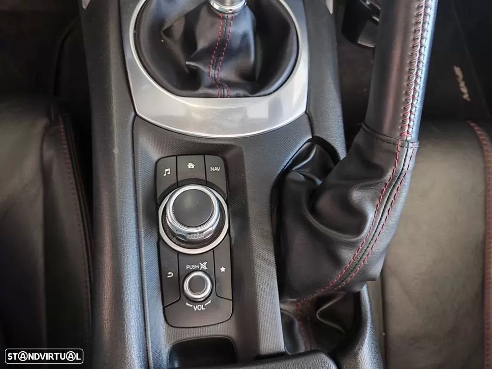 Mazda MX-5 MZR 1.5 Sky.Excellence P.Sport Navi - 32