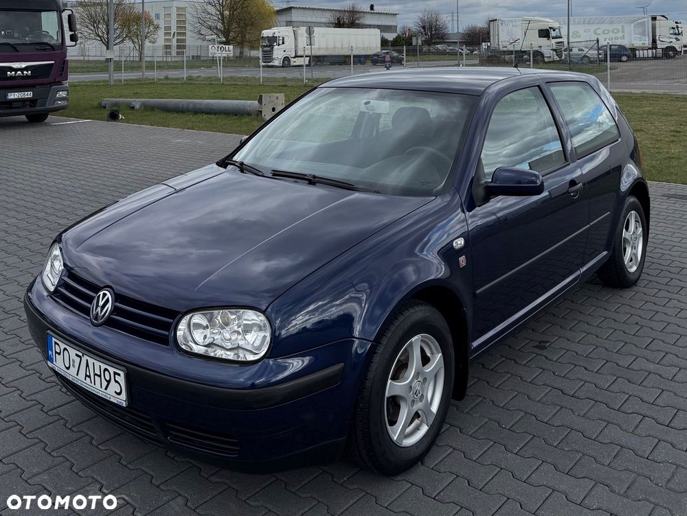 Volkswagen Golf 1.4 Q - 1