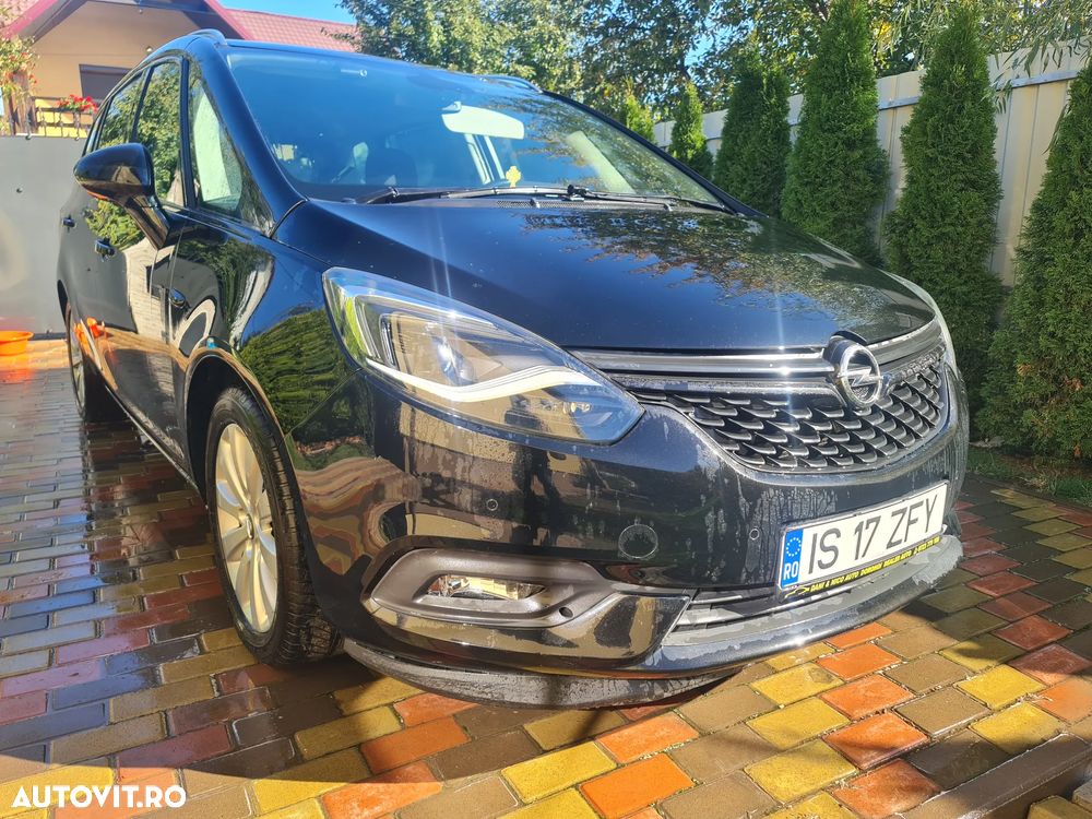 Opel Zafira - 1