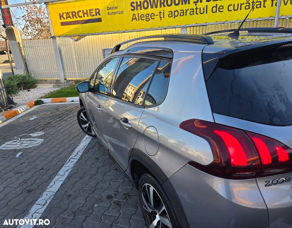 Peugeot 2008 1.2 PureTech Turbo GT-Line - 2