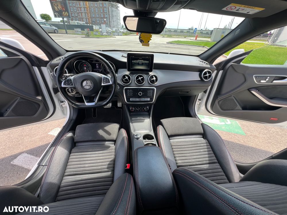 Mercedes-Benz CLA 220 - 16