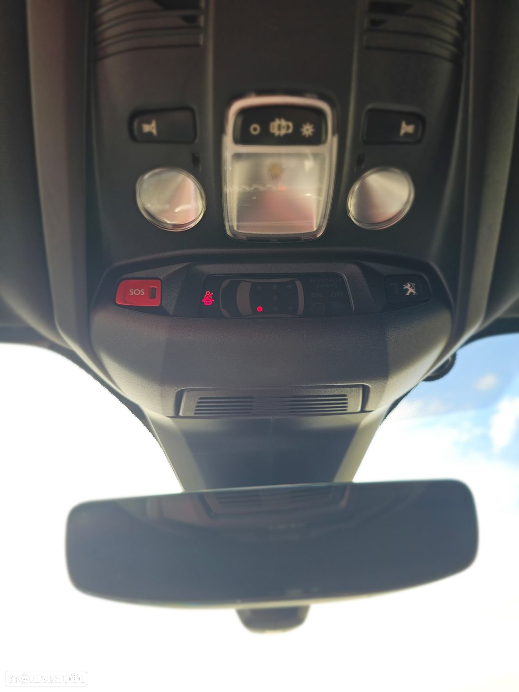 Peugeot 5008 1.5 BlueHDi GT EAT8 - 24